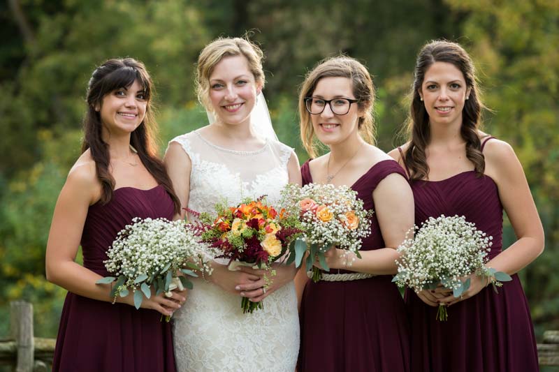 Group picture of bridesmaids